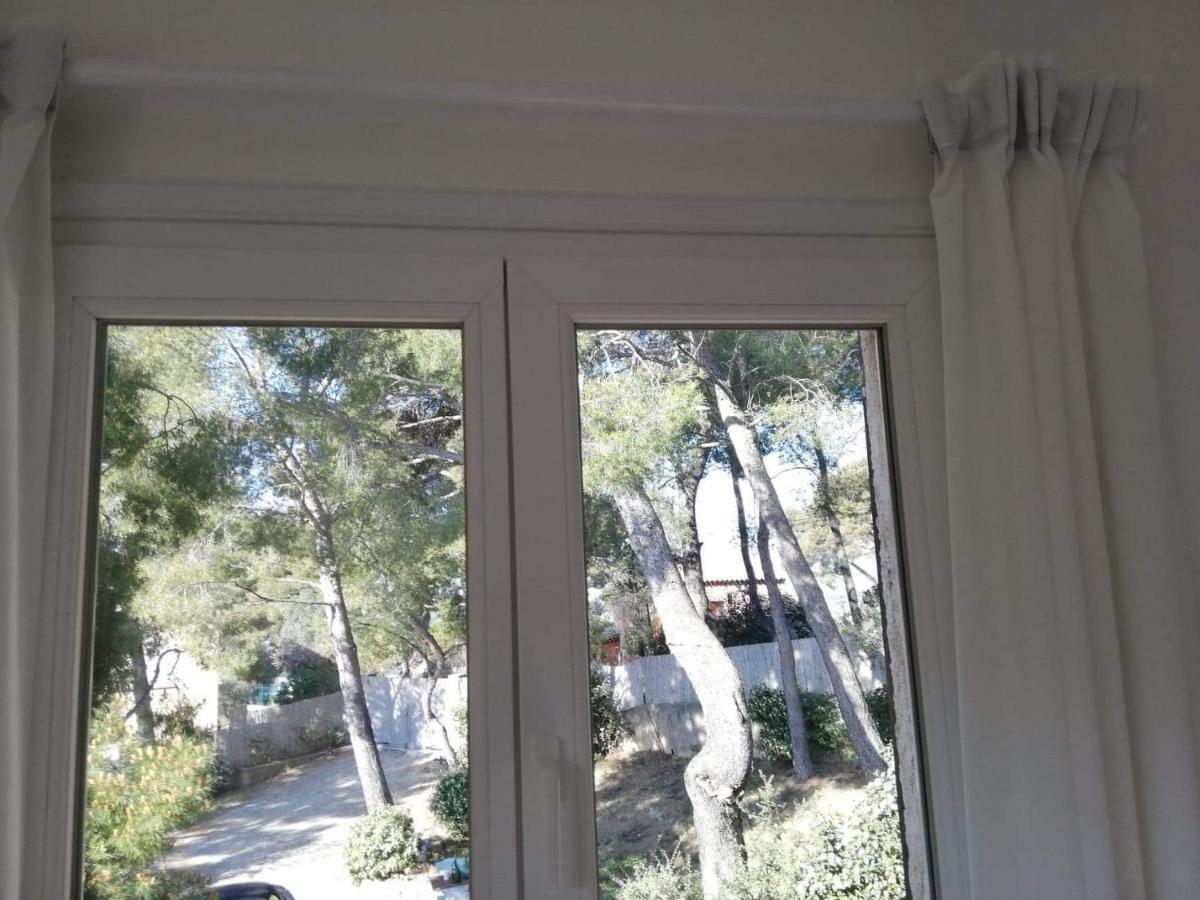 Chambre lumineuse, calme absolu Allauch Exterior foto